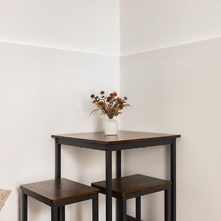 1Bd Apartment Near Olympic Park, East Londres Exterior foto